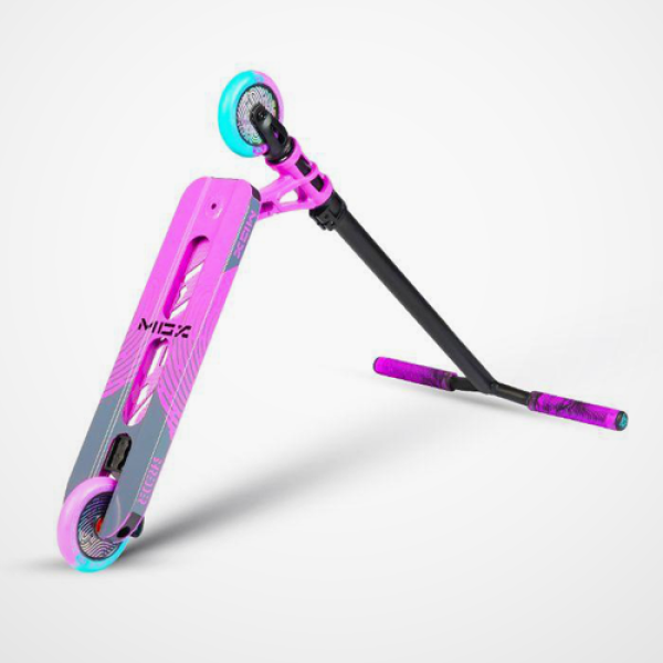 579-003-scooter3.png image