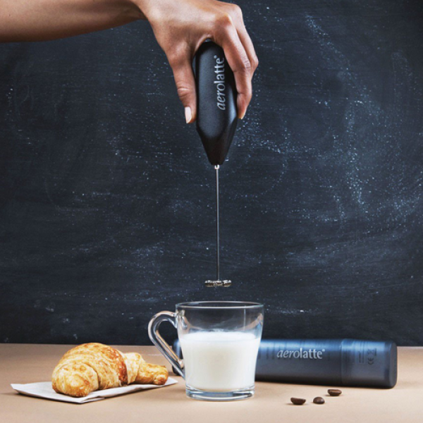 Aerolatte Milk Frother Black Or White image